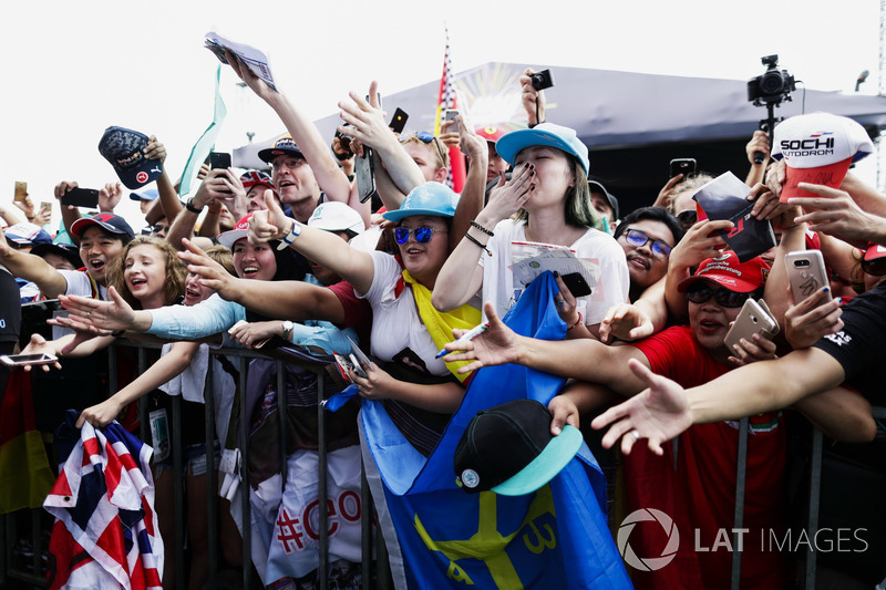 Fans