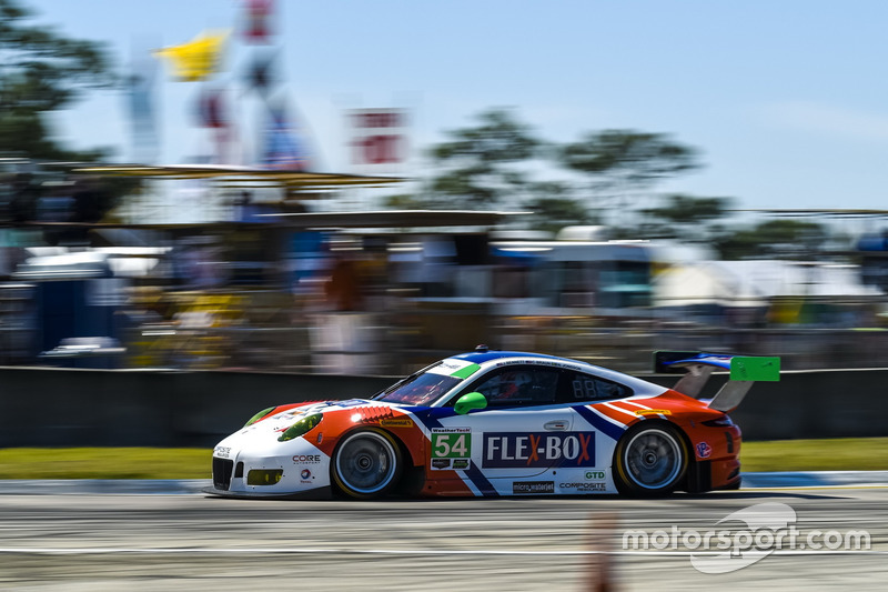 #54 CORE Autosport, Porsche 911 GT3R: Jon Bennett, Colin Braun, Nic Jönsson