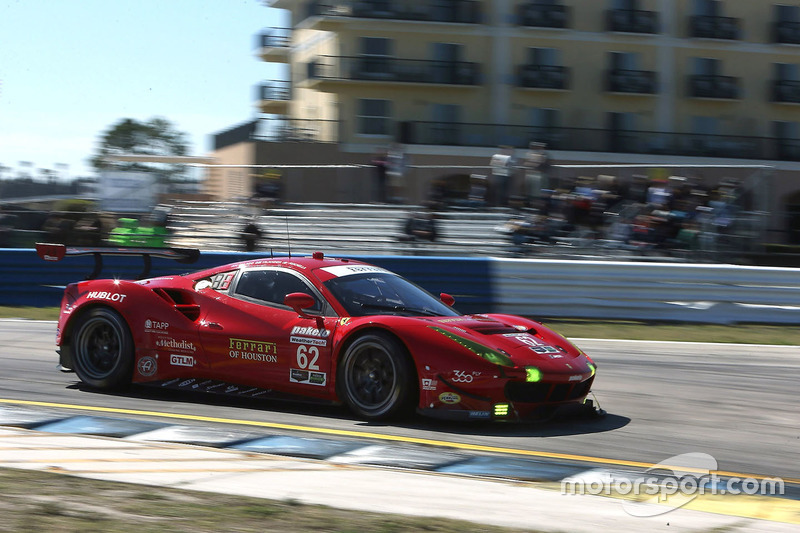 #62 Risi Competizione Ferrari 488 GTE: Toni Vilander, Giancarlo Fisichella, James Calado