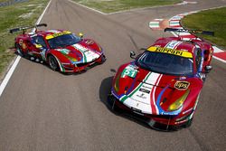 Ferrari 488 GTE en el rojo original de 1947