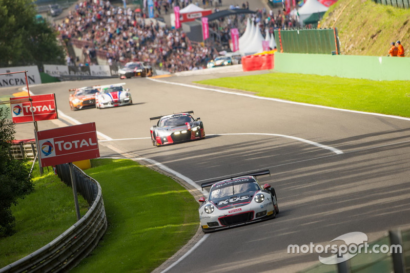 #117 KüS Team 75 Bernhard Porsche 991 GT3 R: Laurens Vanthoor, Kevin Estre, Michael Christensen
