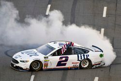 Race winner Brad Keselowski, Team Penske Ford