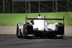 #2 Porsche Team Porsche 919 Hybrid: Timo Bernhard, Earl Bamber, Brendon Hartley