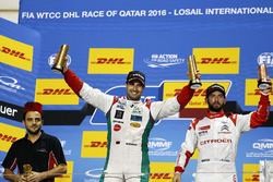 المنصة: الفائز بالسباق مهدي بناني، سيتروين، المركز الثالث خوسيه ماريا لوبيز، سيتروين