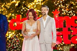 James Hinchcliffe y Sharna Burgess