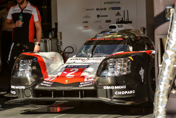 #2 Porsche Team Porsche 919 Hybrid: Timo Bernhard, Earl Bamber, Brendon Hartley