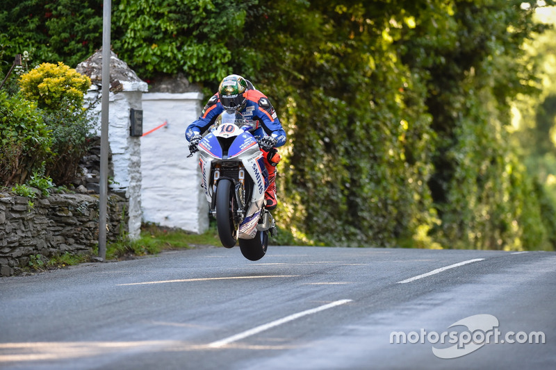 Senior TT: 2. Platz - Peter Hickman, BMW