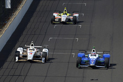 Helio Castroneves, Team Penske Chevrolet, Takuma Sato, Andretti Autosport Honda, Ed Jones, Dale Coyn
