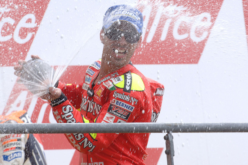 Podium: race winner Marco Melandri, Fortuna Honda