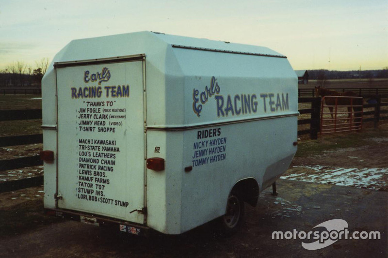 Renntransporter der Hayden-Familie: Earl's Racing Team