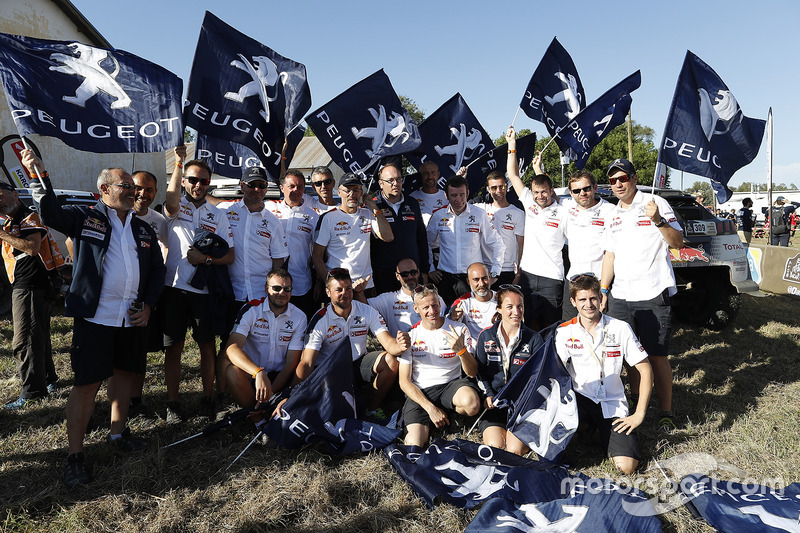 Peugeot Sport team