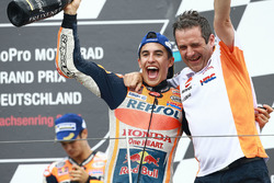 Podium: racewinnaar Marc Marquez, Repsol Honda Team