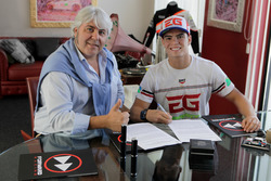 Eric Granado con Giovanni Cuzari, Forward Racing Team