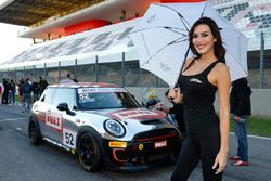 Grid girl
