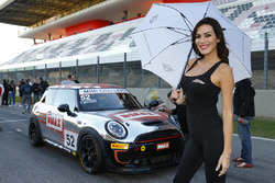 Grid girl