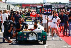 Grid Girls at the drivers parade