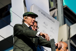 Sir Jackie Stewart sur le podium
