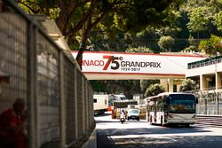 Monaco Grand Prix bord boven het circuit