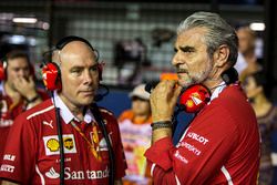 Maurizio Arrivabene, directeur de Ferrari et Jock Clear, ingénieur en chef