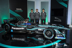 Mitch Evans, Nelson Piquet Jr, Ho-Pin Tung, Jaguar Racing
