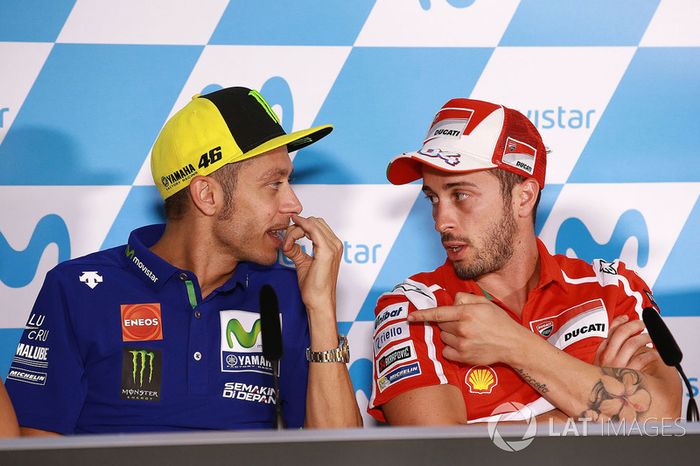 Valentino Rossi, Yamaha Factory Racing, Andrea Dovizioso, Ducati Team