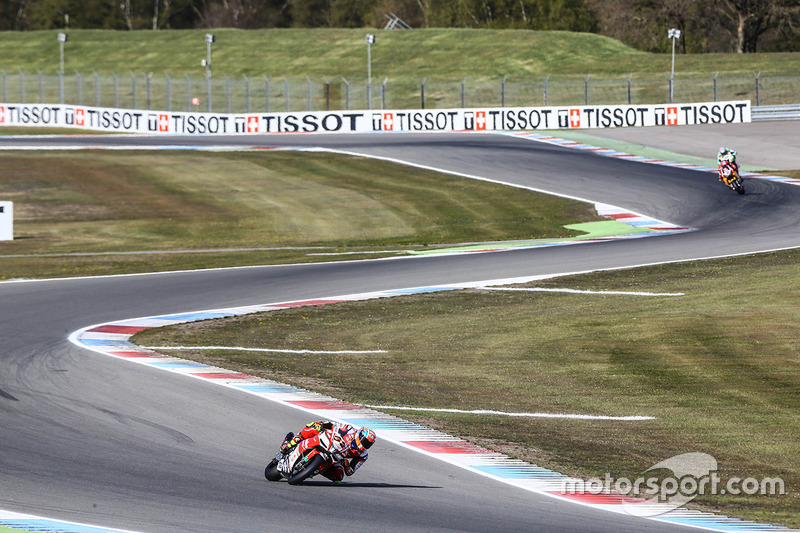 Лоренцо Савадорі, Milwaukee Aprilia World Superbike Team