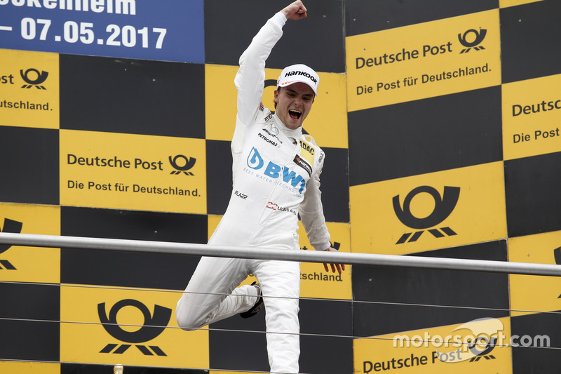 Подіум: переможець гонки Лукас Ауер, Mercedes-AMG Team HWA, Mercedes-AMG C63 DTM