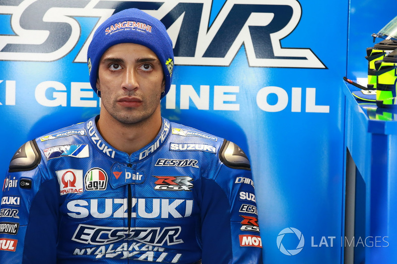 <img src="https://cdn-8.motorsport.com/static/img/cfp/0/0/0/100/108/s3/italy-2.jpg" alt="" width="20" height="12" /> Андреа Янноне, Team Suzuki (MotoGP, 13-е место в общем зачете, 70 очков)