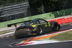 Porsche 997 GT3 R #88 Ebimotors: Venerdosi-Baccani