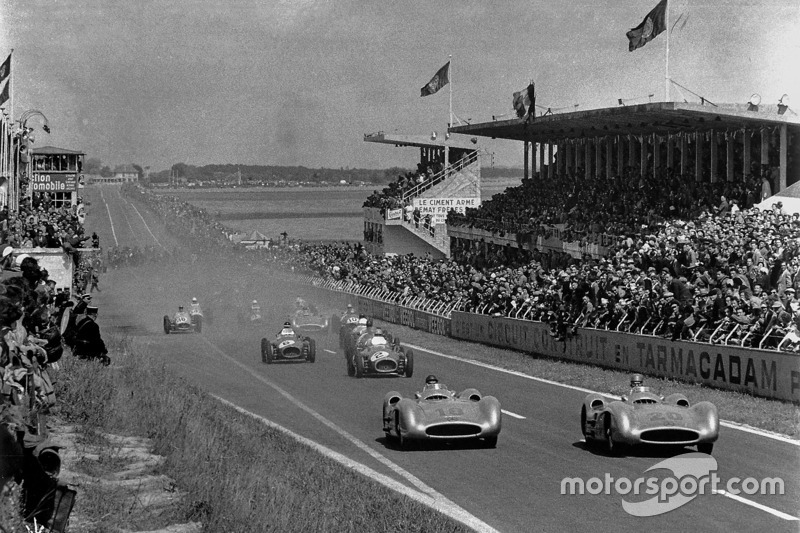 Karl Kling et Juan Manuel Fangio, Mercedes-Benz W 196 R