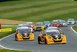 Matt Neal, Halfords Yuasa Racing