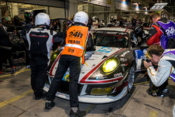 #21 Wochenspiegel Team Manthey, Porsche 911 GT3 R: Georg Weiss, Oliver Kainz, Jochen Krumbach, Mike Stursberg