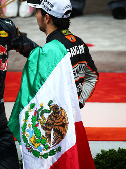 Sergio Perez, Sahara Force India F1, sur le podium