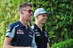 (L to R): Daniil Kvyat, Scuderia Toro Rosso with Nico Hulkenberg, Sahara Force India F1