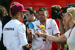 Lewis Hamilton, Mercedes AMG F1 with Will Buxton, NBC Sports Network TV Presenter after the race