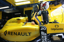 Kevin Magnussen, Renault Sport F1 Team