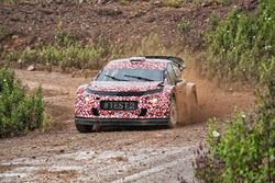 Kris Meeke, Citroën C3 WRC 2017'yi test ediyor