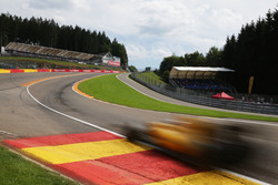 Kevin Magnussen, Renault Sport F1 Team RS16