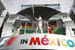 Podium: race winner Lewis Hamilton, Mercedes AMG F1, second place Nico Rosberg, Mercedes AMG F1, third place Sebastian Vettel, Ferrari