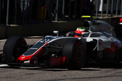 Esteban Gutierrez, Haas F1 Team VF-16