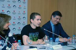 Jorge Lorenzo, Yamaha Factory Racing pendant la conférence de presse