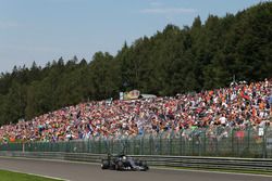 Lewis Hamilton, Mercedes AMG F1 W07 Hybrid