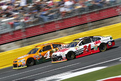Kevin Harvick, Stewart-Haas Racing Chevrolet, Chase Elliott, Hendrick Motorsports Chevrolet