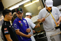 Takaaki Nakagami, Honda Team Asia, Jorge Lorenzo, Yamaha Factory Racing
