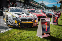 #99 Rowe Racing, BMW M6 GT3: Maxime Martin, Philipp Eng, Alexander Sims nel parco chiuso