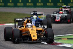 Kevin Magnussen, Renault Sport F1 Team RS16