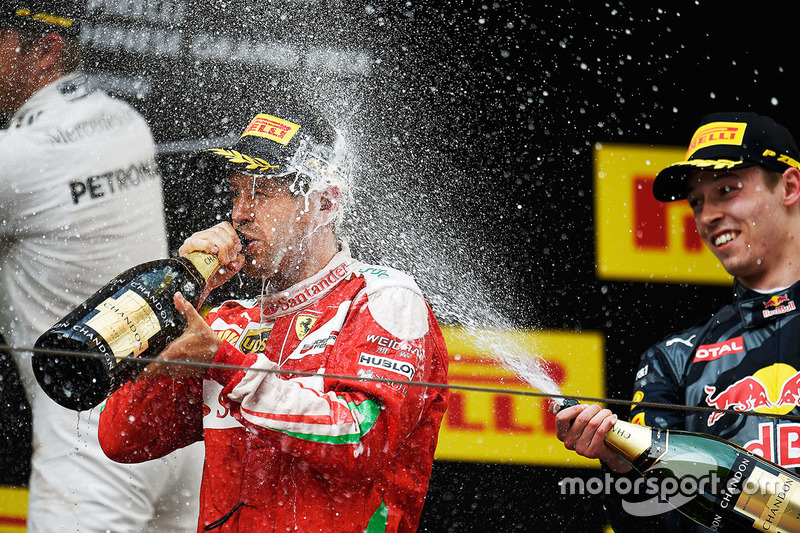 Sebastian Vettel et Daniil Kvyat