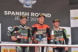 Podium: race winner Chaz Davies, Ducati Team, second place Jonathan Rea, Kawasaki Racing, third plac