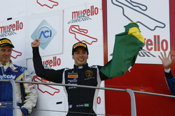 Nicolas Costa, Vincenzo Sospiri Racing festeggia sul podio