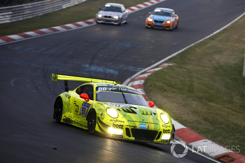 #911 Manthey Racing Porsche 911 GT3 R: Kevin Estre, Romain Dumas, Laurens Vanthoor, Earl Bamber